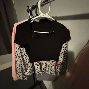Women’s/teen tops!